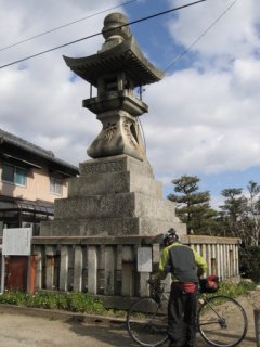 窪田の大常夜灯