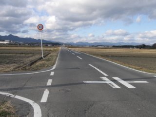 安濃町川西