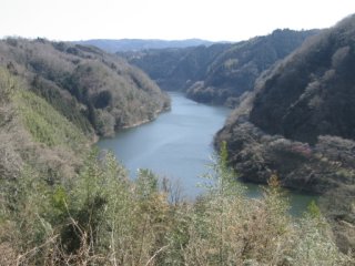 名張川