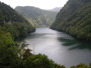 七色貯水池