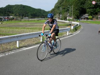 比奈知