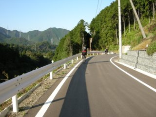片野飯高線